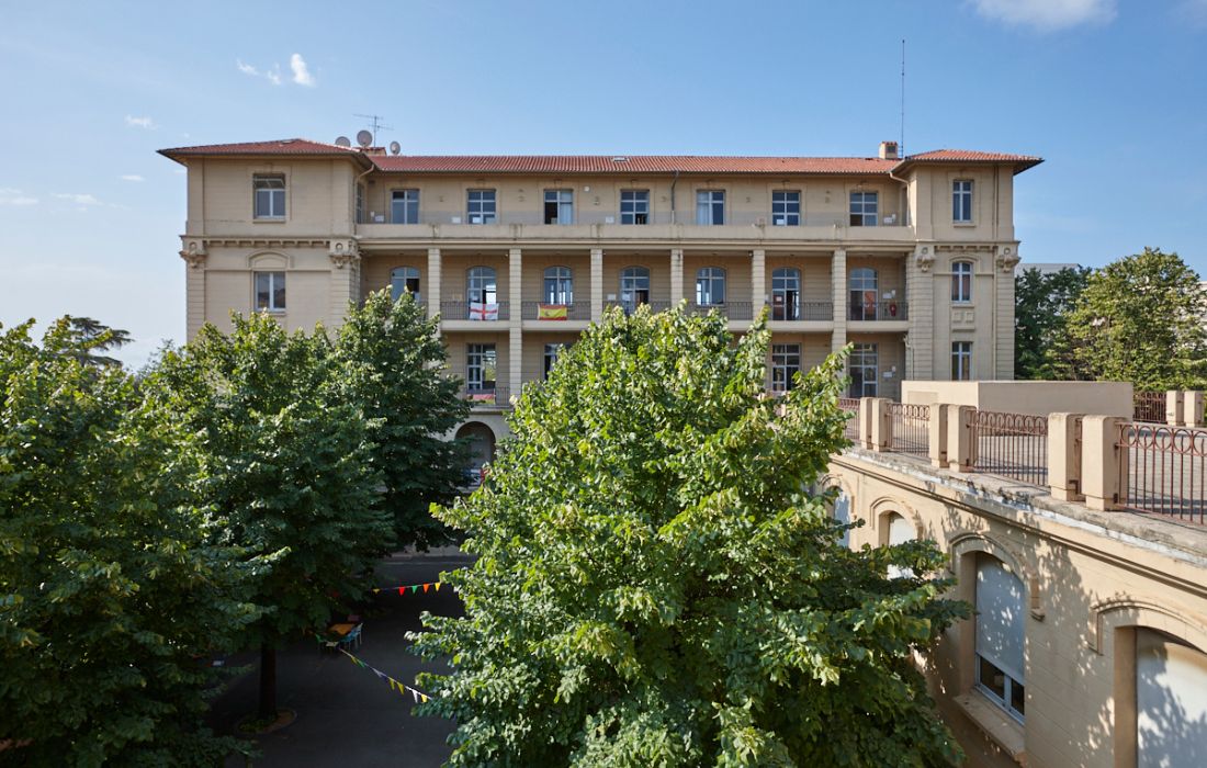 Hebergement campus cours francais